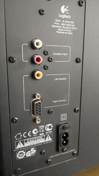 Altavoces Logitec 2.1 z523