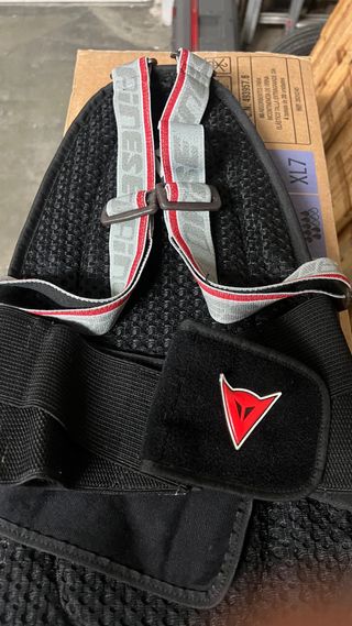 Espaldera dainese