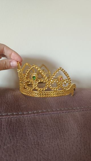 Pack de 10 coronas disfraz. Todas 4€