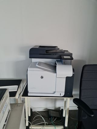 Impresora HP Láser Jet Pro 500 color MFP