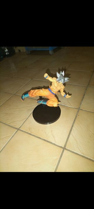 Modellino di Goku