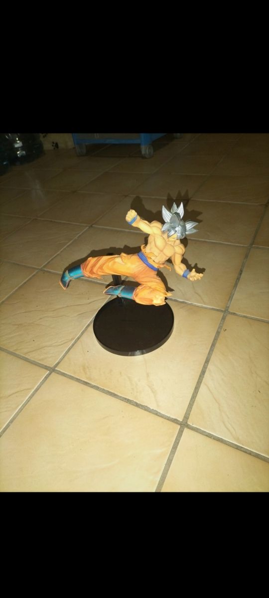 Modellino di Goku