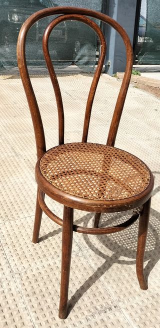 Silla estilo thonet