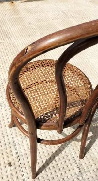 Silla estilo thonet
