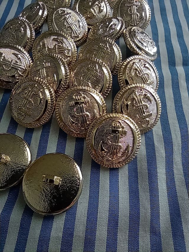 set num 23 bottoni navy plastica