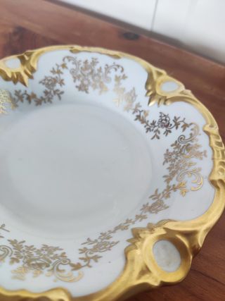 Platito decorativo dorado marca WEIMAR