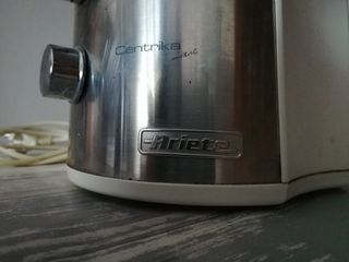 Máquina de sumos Ariete