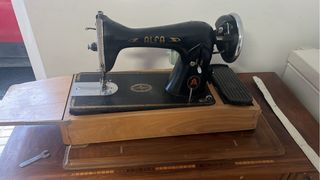 Maquina coser antigua