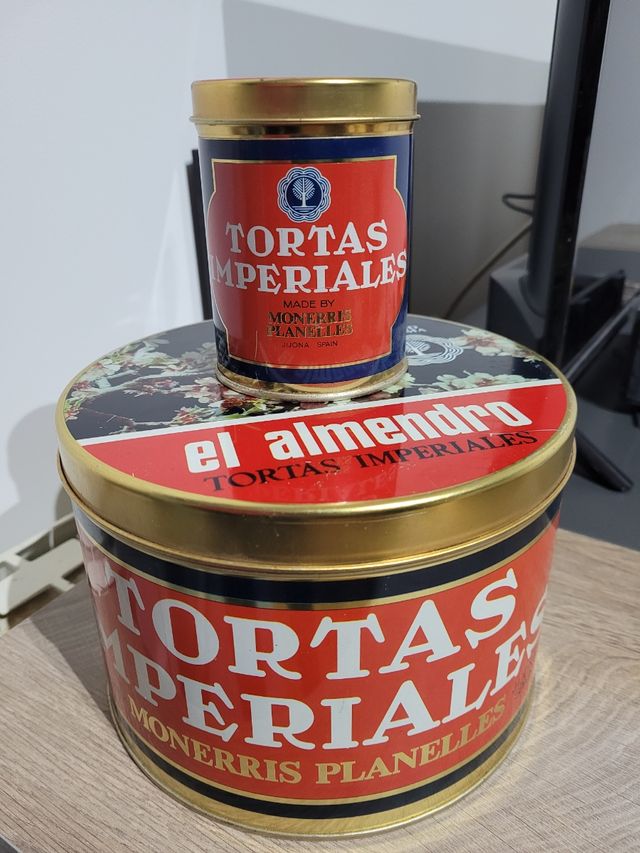 Cajas metálicas Antiguas