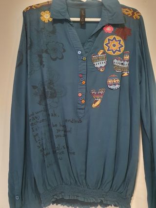 Blusa desigual