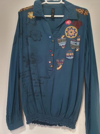 Blusa desigual