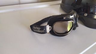Harley Davidson casco y gafas vintage