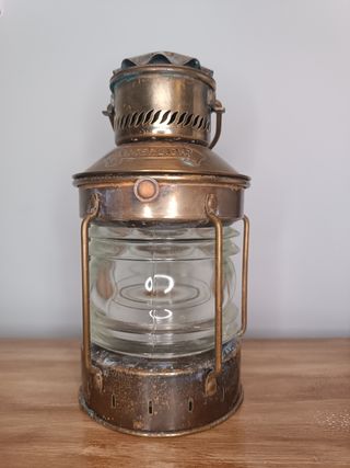 Antigüedad náutica, farol