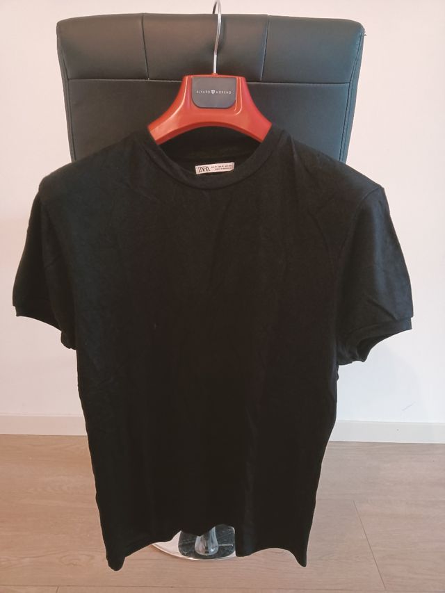 Camiseta Zara Talla M Negra