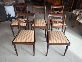 Sillas antiguas