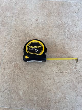 NUEVA cinta metrica enrollable 5 m