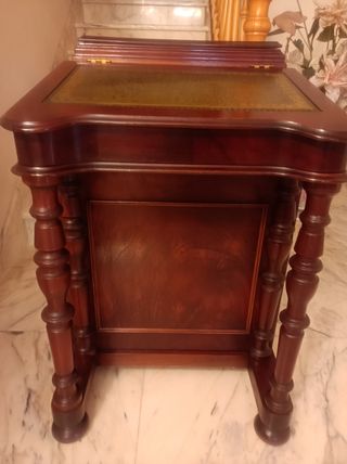 Escritorio Davenport victoriano