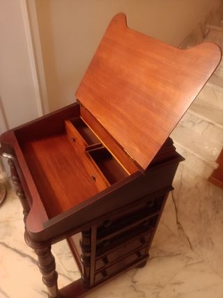 Escritorio Davenport victoriano