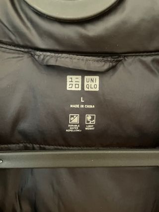 Abrigo plumas UNIQLO talle L (unisex) 