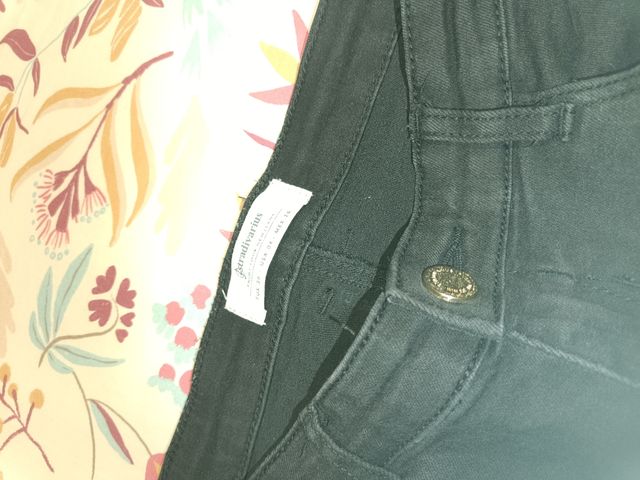 Vaquero negro estilo desgastado Talla 36