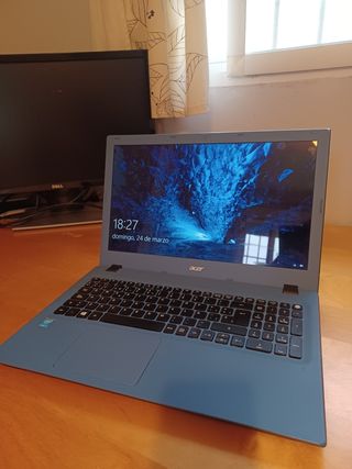 Portátil Acer aspire. Modelo E5-573 series