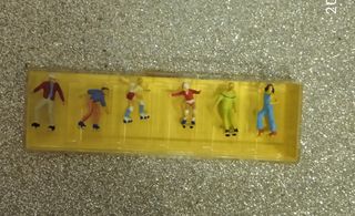 12 figuras, escala H.O.