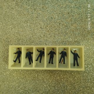 12 figuras, escala H.O.