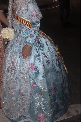 Traje de fallera