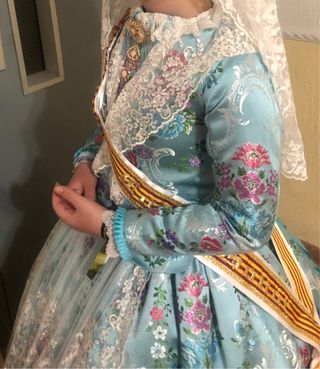 Traje de fallera