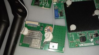 4017 SE VENDE PACK DE TV MI LH3M5-5ASP