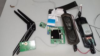 4017 SE VENDE PACK DE TV MI LH3M5-5ASP