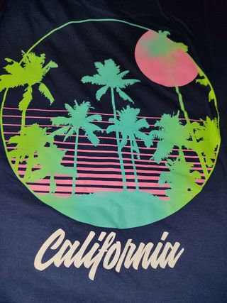 T-shirt estão Tommy