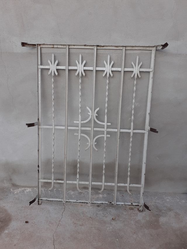 PRECIOSAS REJAS ANTIGUAS, FORJA O HIERRO