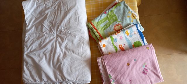 Edredón nórdico de cuna + 3 fundas nordi