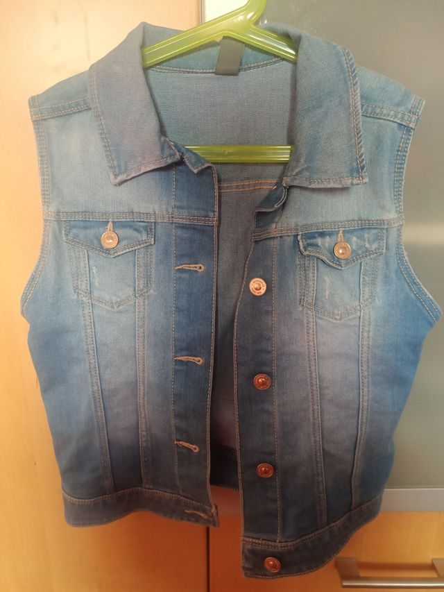 Chaleco zara talla 162 cm