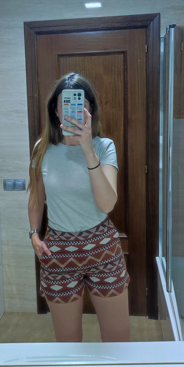 Short tonos marrones