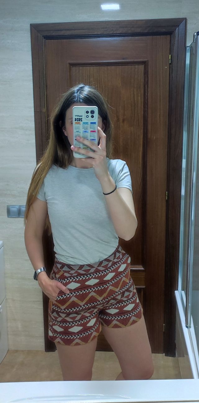 Short tonos marrones