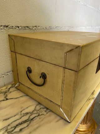 ✅baul antiguo oriental madera y piel