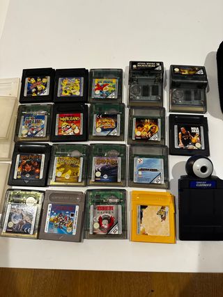 Game boy color + 18 juegos + camera