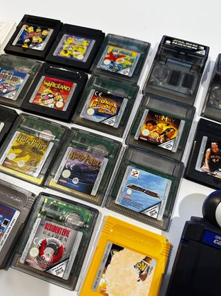 Game boy color + 18 juegos + camera