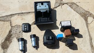 Recambio Nissan Almera Tino 2004