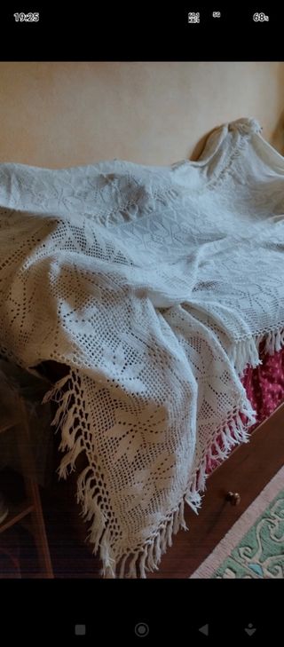 Edredón nuevo/ ganchillo. 280X210cm.