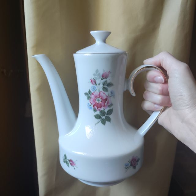 Caffettiera in porcellana Winterling