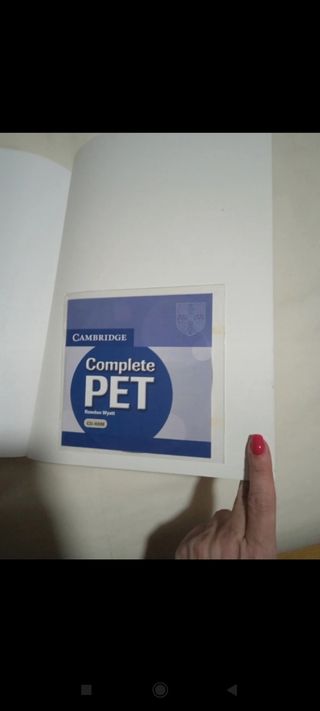 Libro Complete PET Cambridge con CD