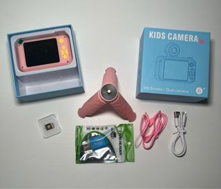 Cámara fotos y trípode para niños. SIN ESTRENAR