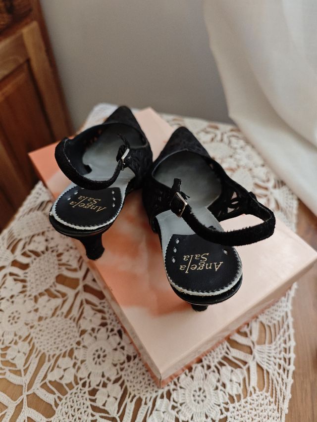 Zapatos Ángela Sala talla 35