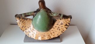 Antigua escultura peruana de mujer, firmada autor.