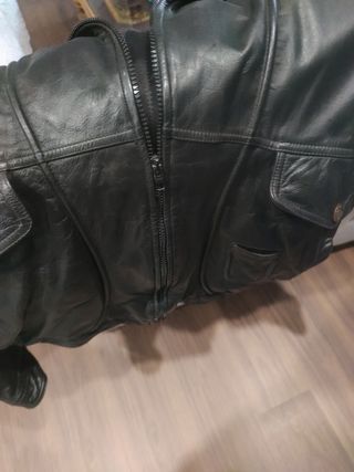 Cazadora de cuero
