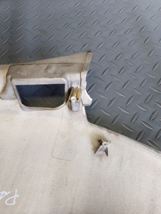 Tapa lateral tras. der. Honda Pantheon