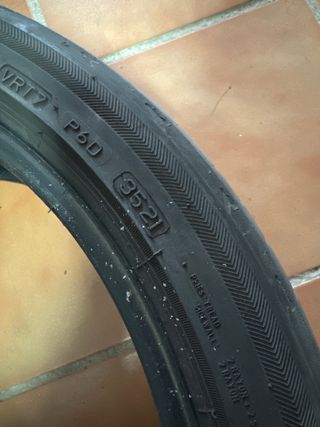 Bridgestone Potenza S001